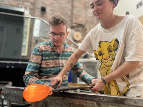 Make your own paperweight.  Hot Glass Taster Sessions. - Image 8