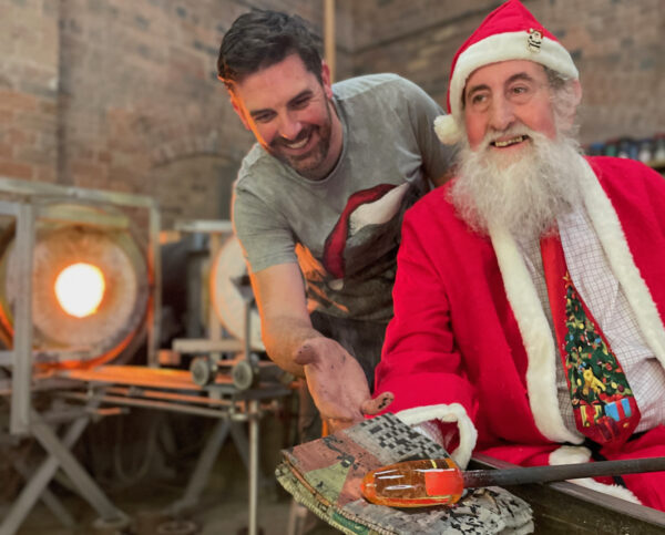 Make your own paperweight.  Hot Glass Taster Sessions. - Image 11